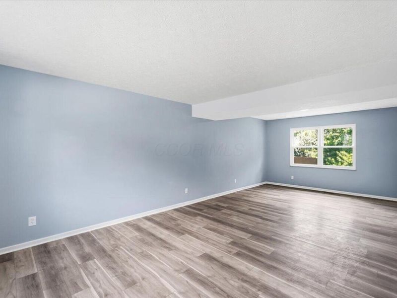 6025 Hildenboro Drive, Dublin, OH 43017 Photo 8
