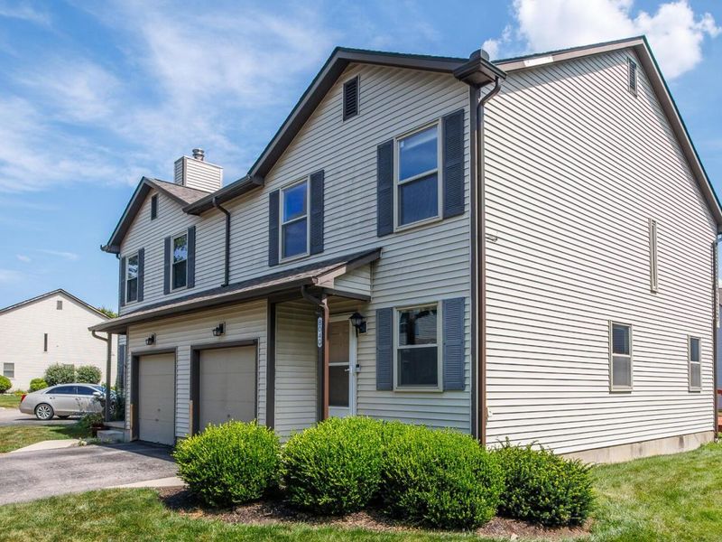 8040 Worthington Lake Drive , Westerville, OH 43081 Photo 27