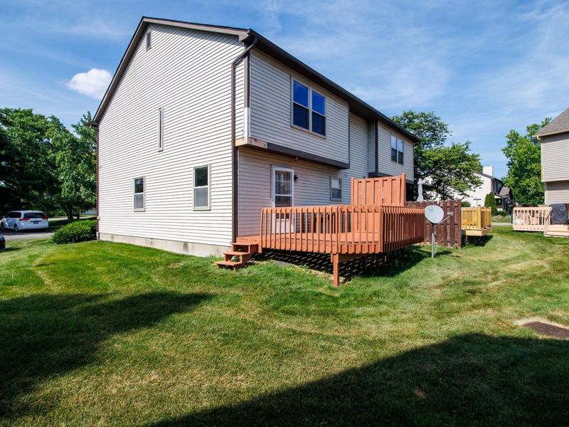 8040 Worthington Lake Drive , Westerville, OH 43081 Photo 30