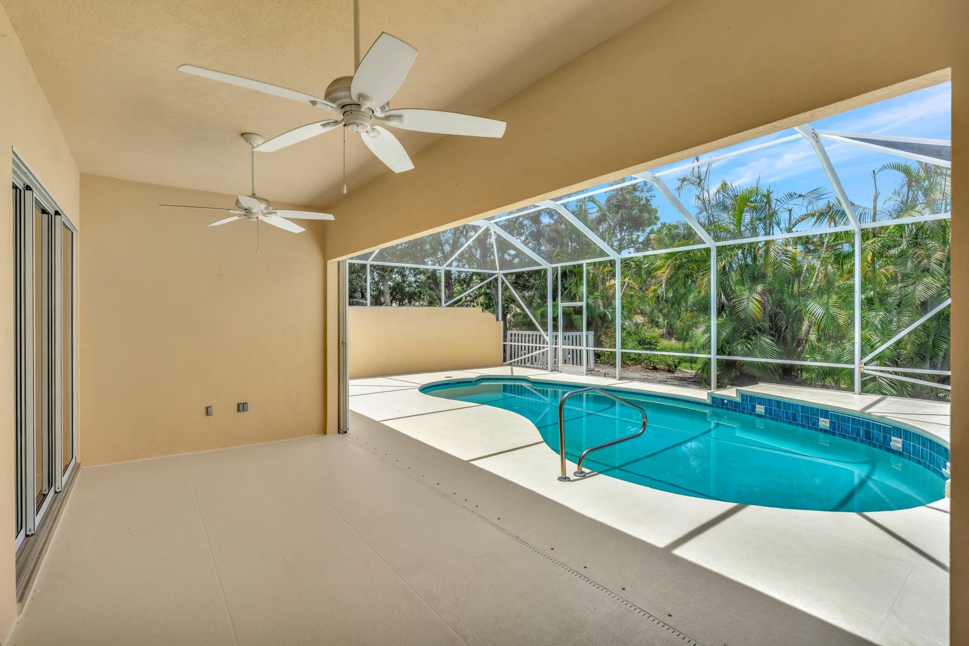 8894 SE Retreat Drive, Hobe Sound, FL 33455 Photo