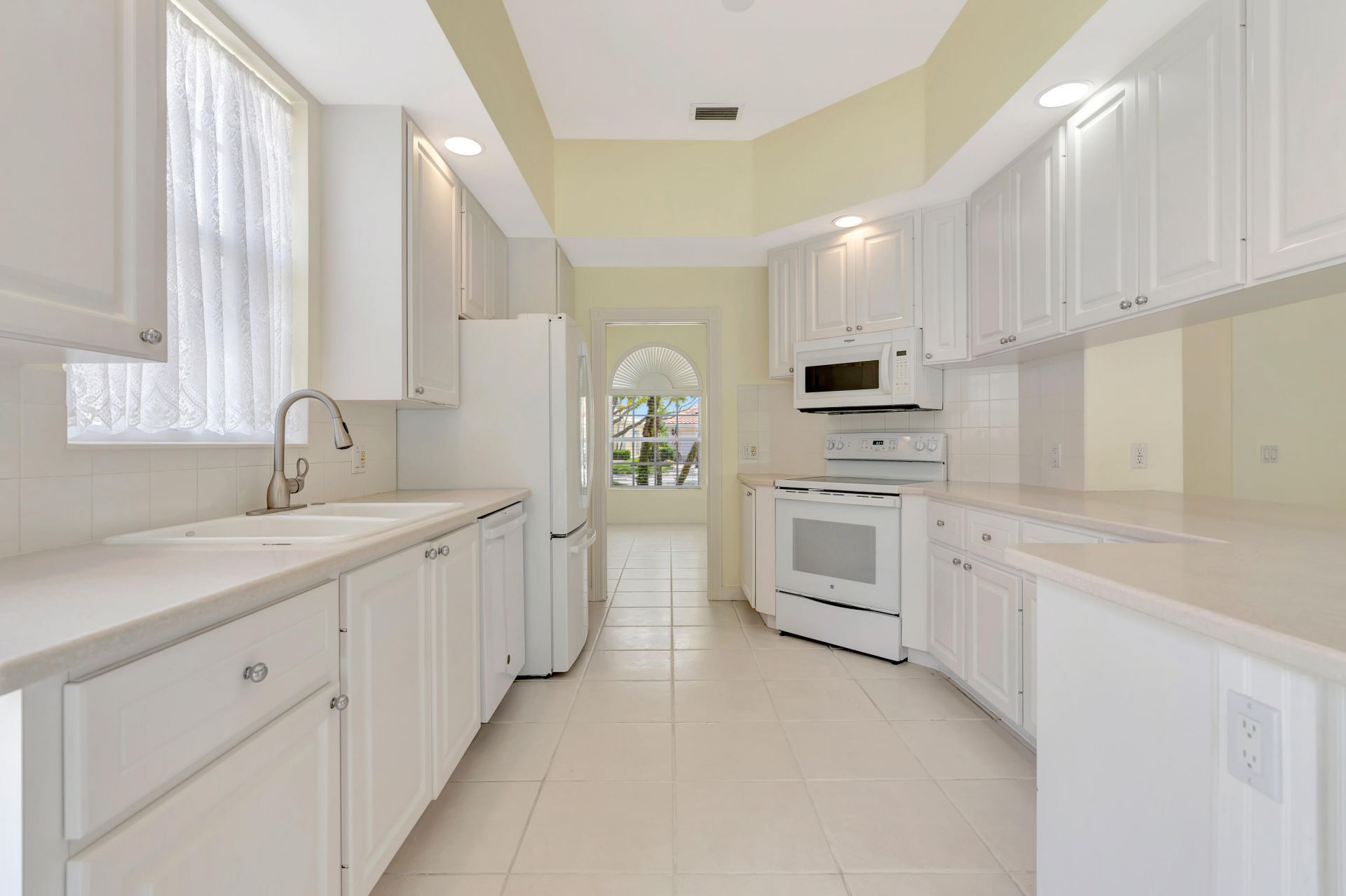 8894 SE Retreat Drive, Hobe Sound, FL 33455 Photo