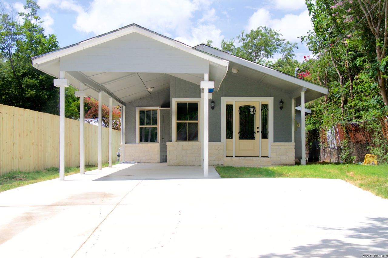 126 Holly St., San Antonio, TX 78207 Main Photo
