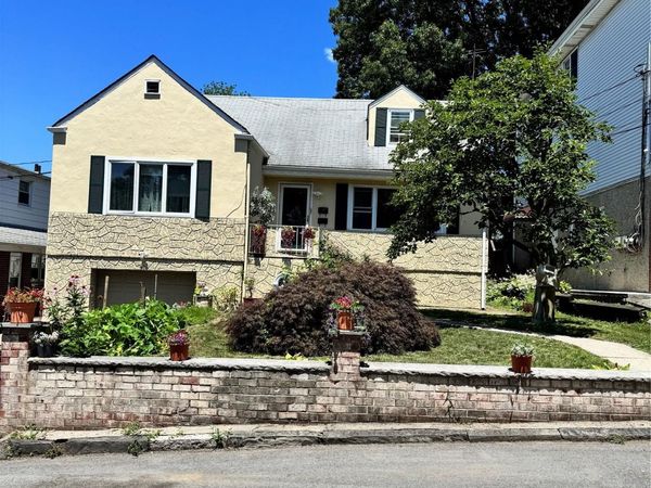 57 Woodruff Avenue , Bronxville, NY 10708