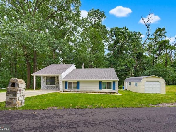 1607 HOLTZ ROAD, ENOLA, PA 17025