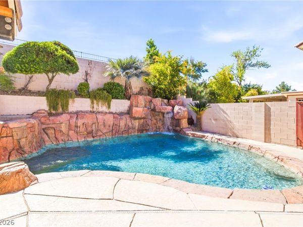 1049 Noble Isle Street , Henderson, NV 89002