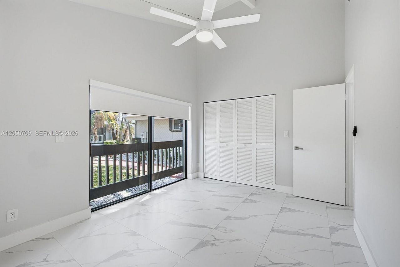 605 Leslie Dr , Hallandale Beach, FL 33009 Photo
