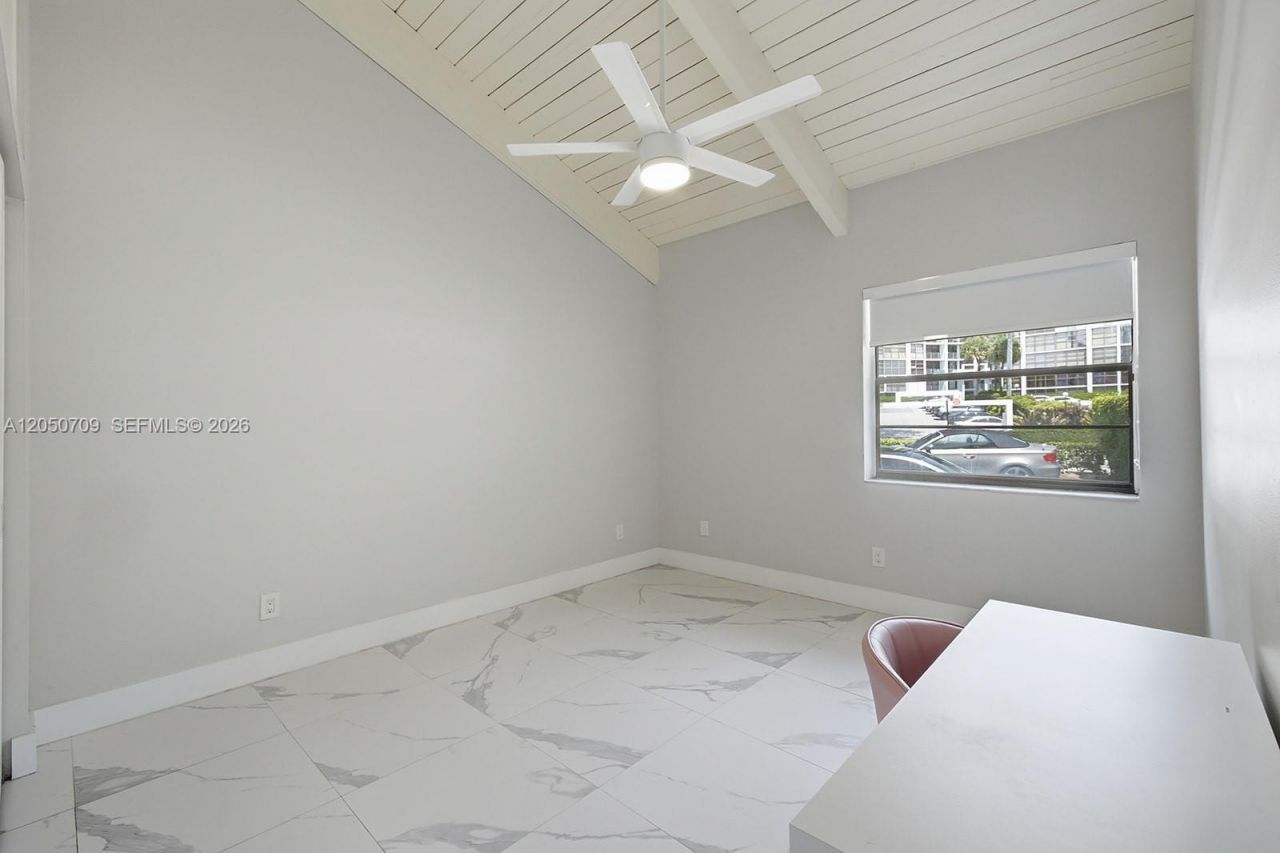 605 Leslie Dr , Hallandale Beach, FL 33009 Photo
