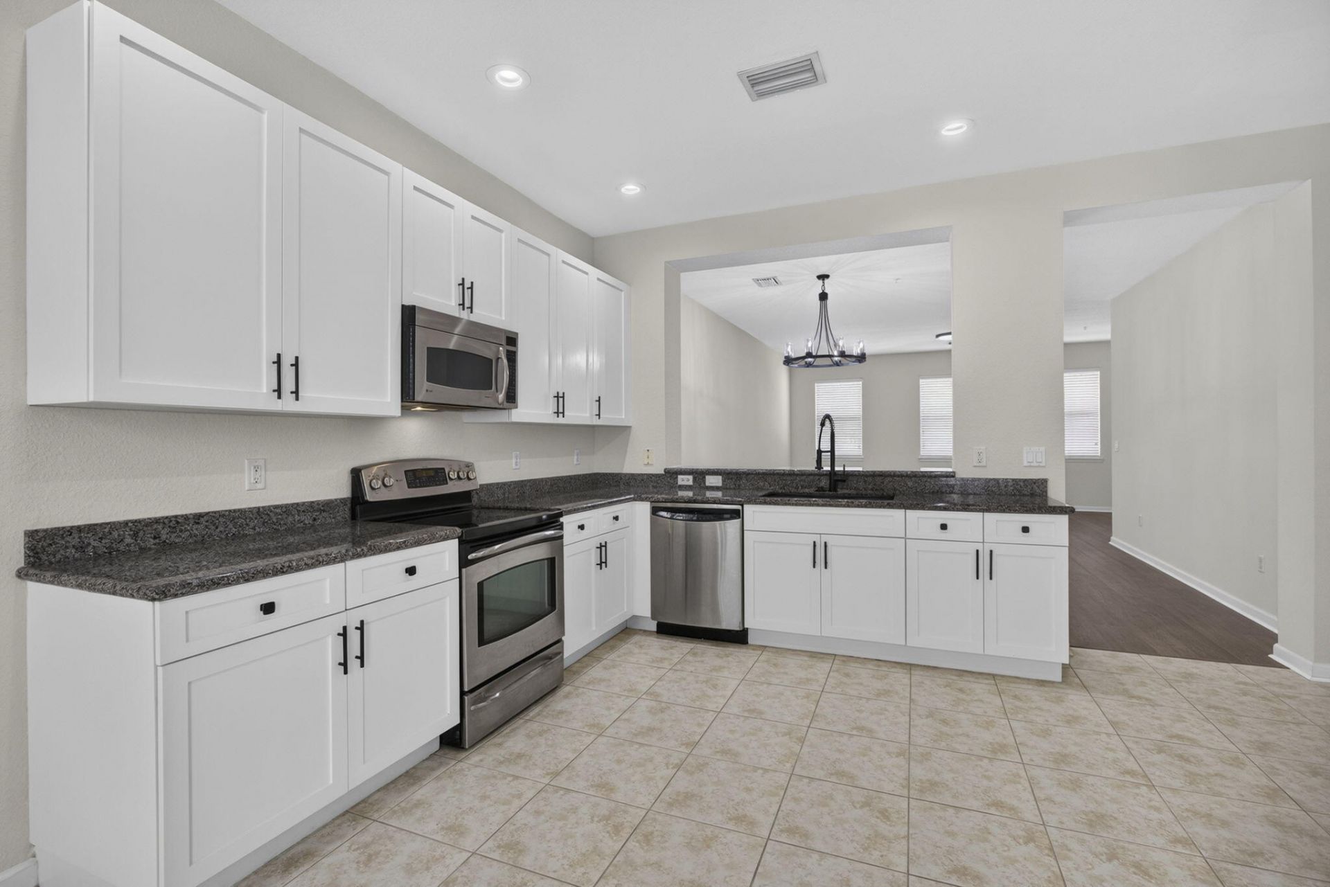 425 Greenwich Circle, Unit 204, Jupiter, FL 33458 Photo