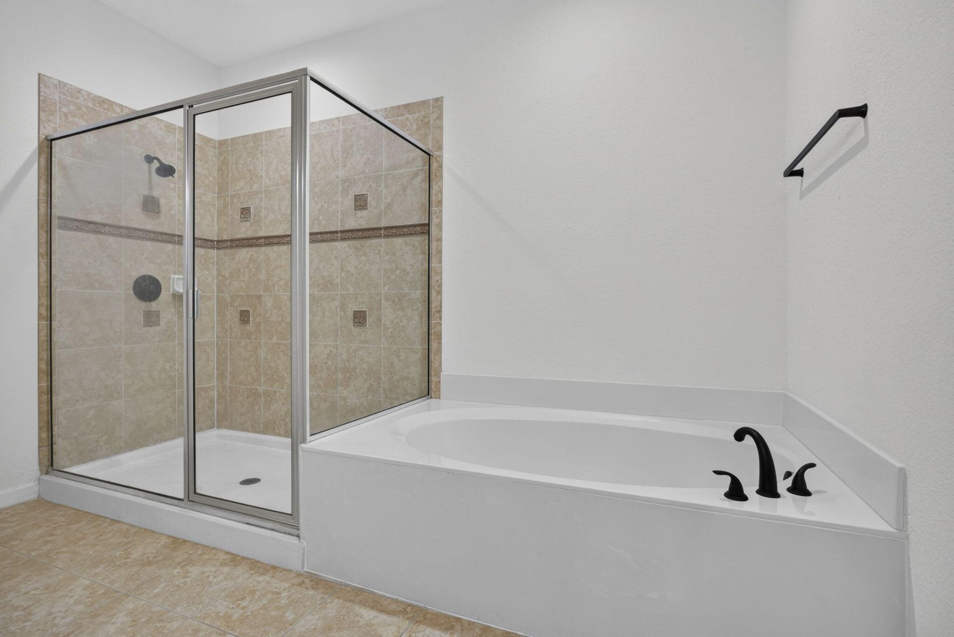 425 Greenwich Circle, Unit 204, Jupiter, FL 33458 Photo