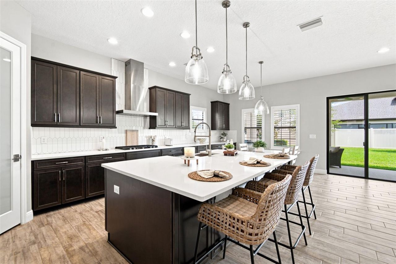 4587 Shoreleaf Loop , Valrico, FL 33596 Photo