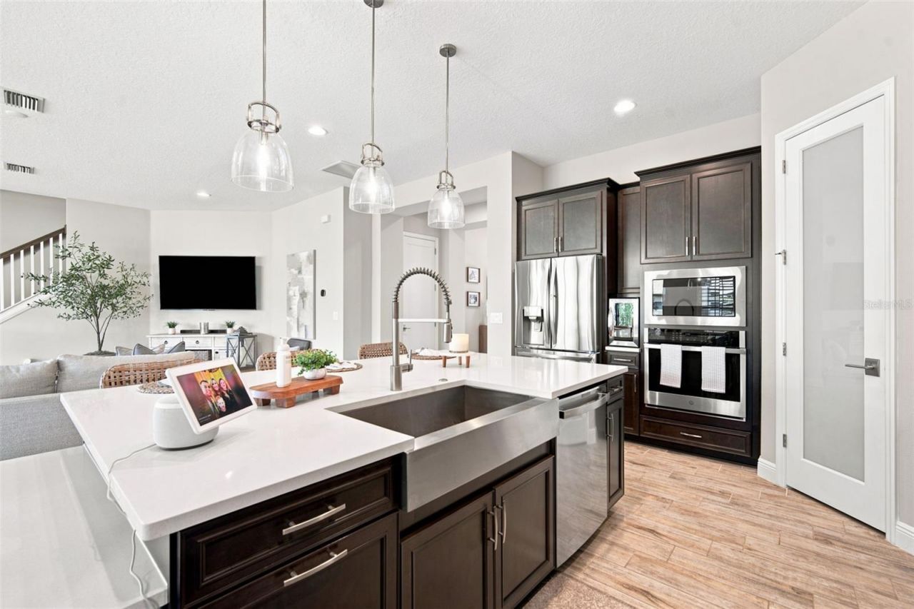 4587 Shoreleaf Loop , Valrico, FL 33596 Photo