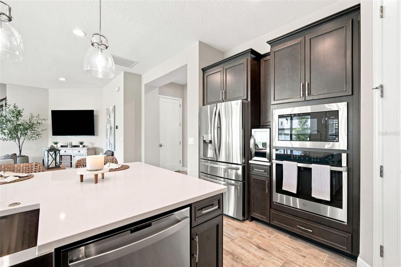 4587 Shoreleaf Loop , Valrico, FL 33596 Photo