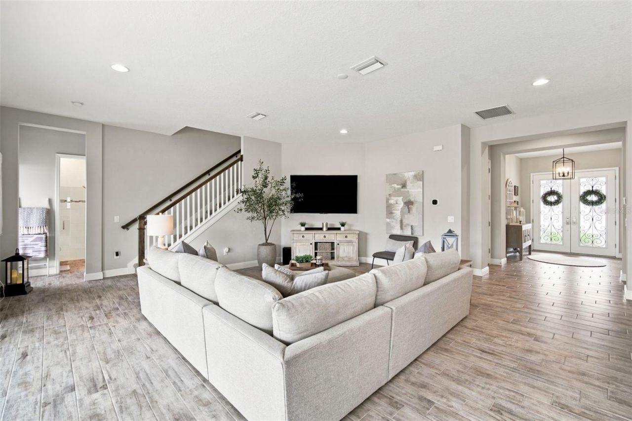 4587 Shoreleaf Loop , Valrico, FL 33596 Photo