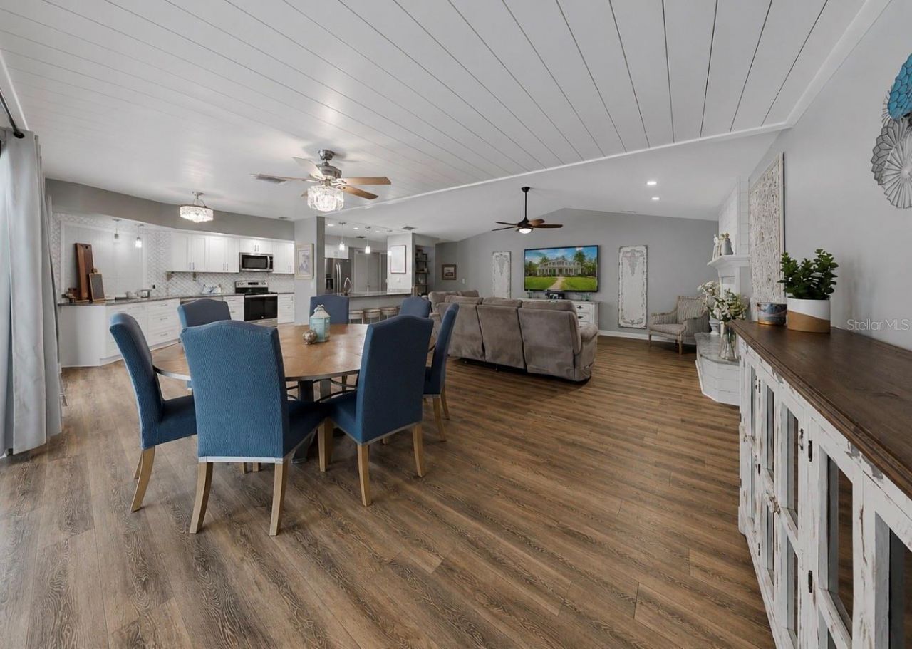 2517 Mason Oaks Drive, Valrico, FL 33596 Photo