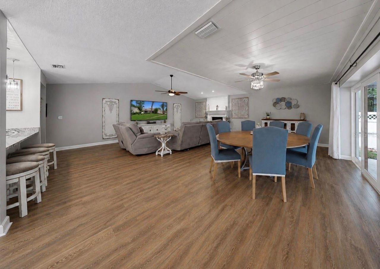 2517 Mason Oaks Drive, Valrico, FL 33596 Photo