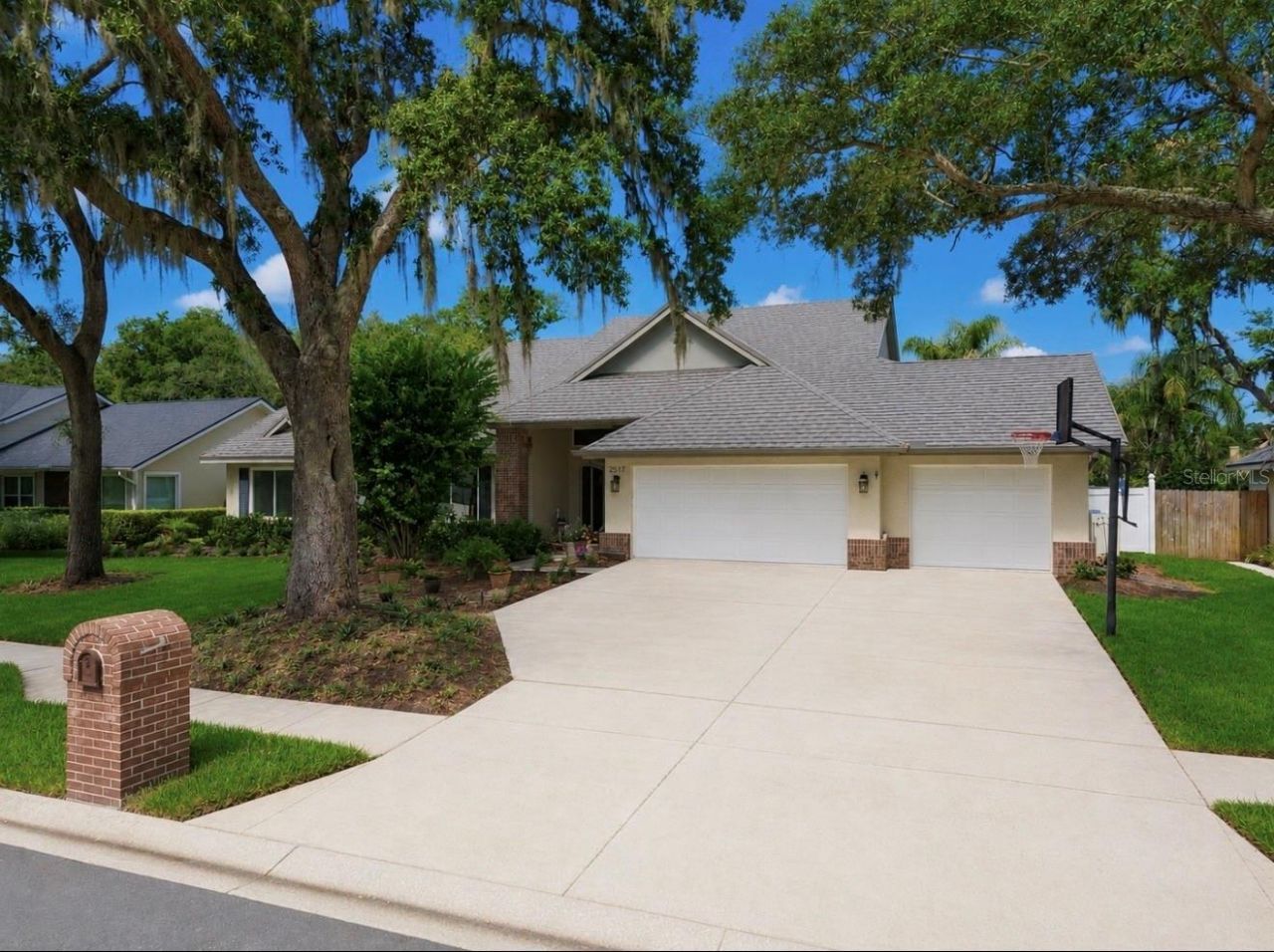 2517 Mason Oaks Drive, Valrico, FL 33596 Photo