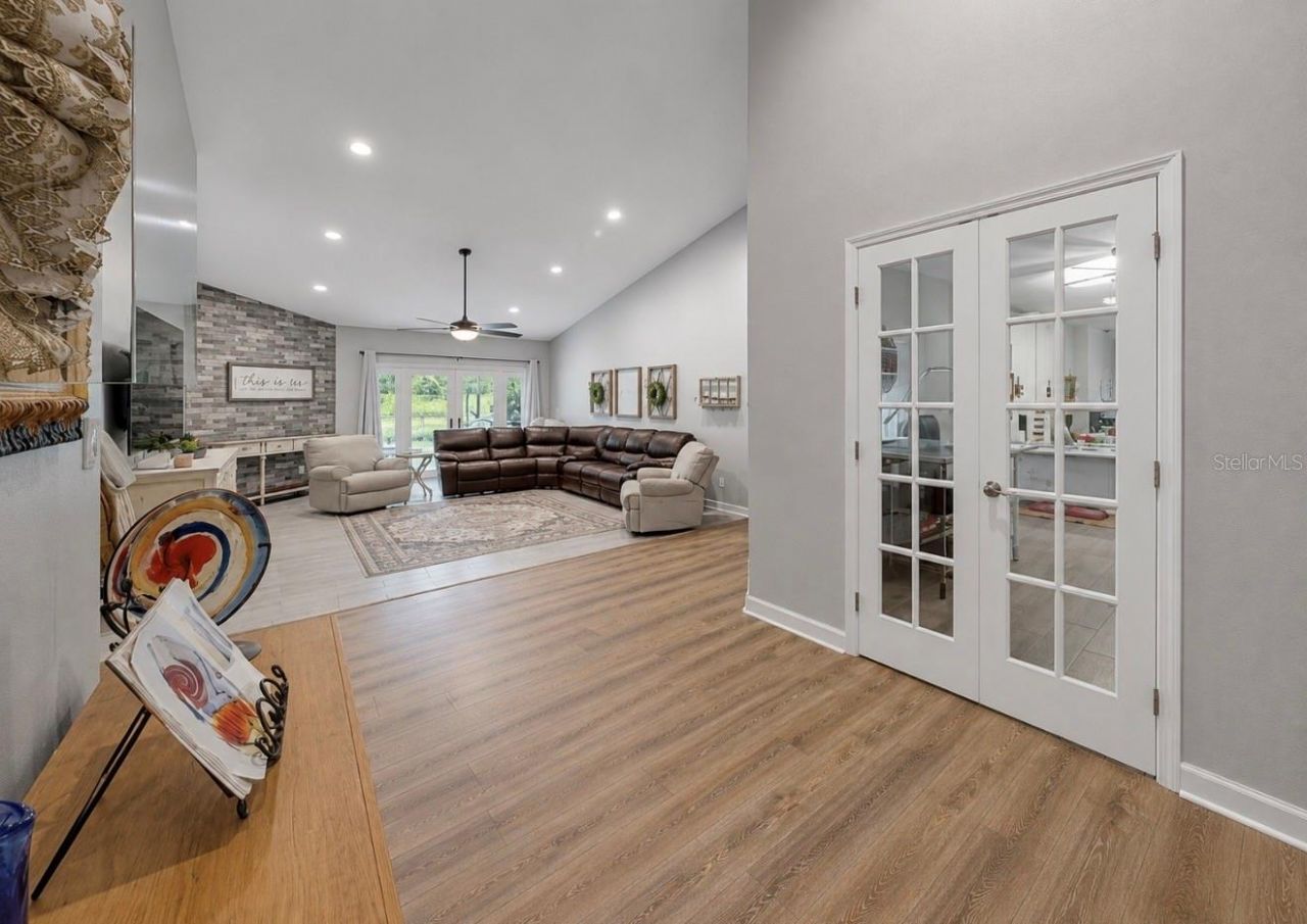 2517 Mason Oaks Drive, Valrico, FL 33596 Photo
