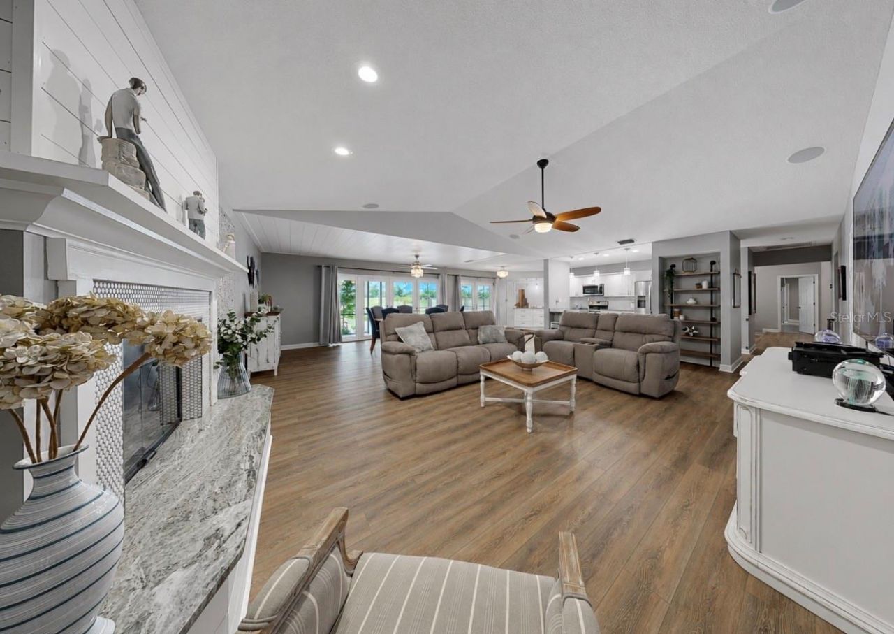 2517 Mason Oaks Drive, Valrico, FL 33596 Photo