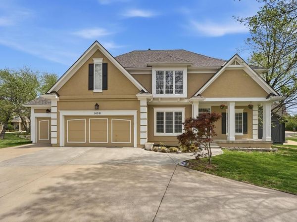 14741 Robinson Street, Overland Park, KS 66223