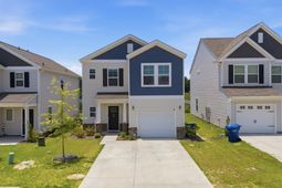 223 Monterey Drive  photo 4
