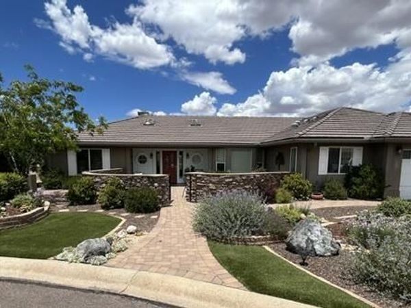 1930 GOLF VIEW Lane, Prescott, AZ 86301