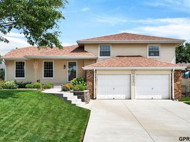13436 Frances Street, Omaha, NE 68144