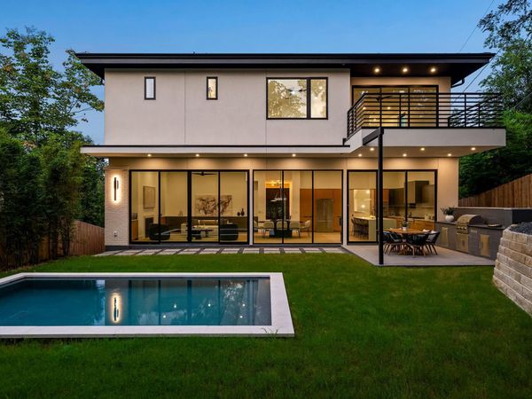 1102 Summit ST, Austin, TX 78741