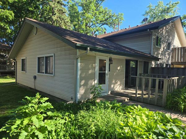 2755 Upland Lane N, Plymouth, MN 55447
