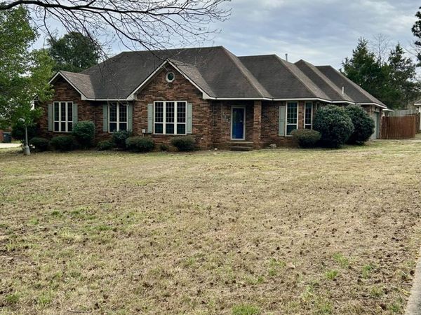 5227 Harrisburg Road, Jonesboro, AR 72404