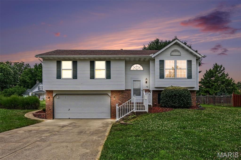 700 Copper Line Road , Maryville, IL 62062 Main Photo
