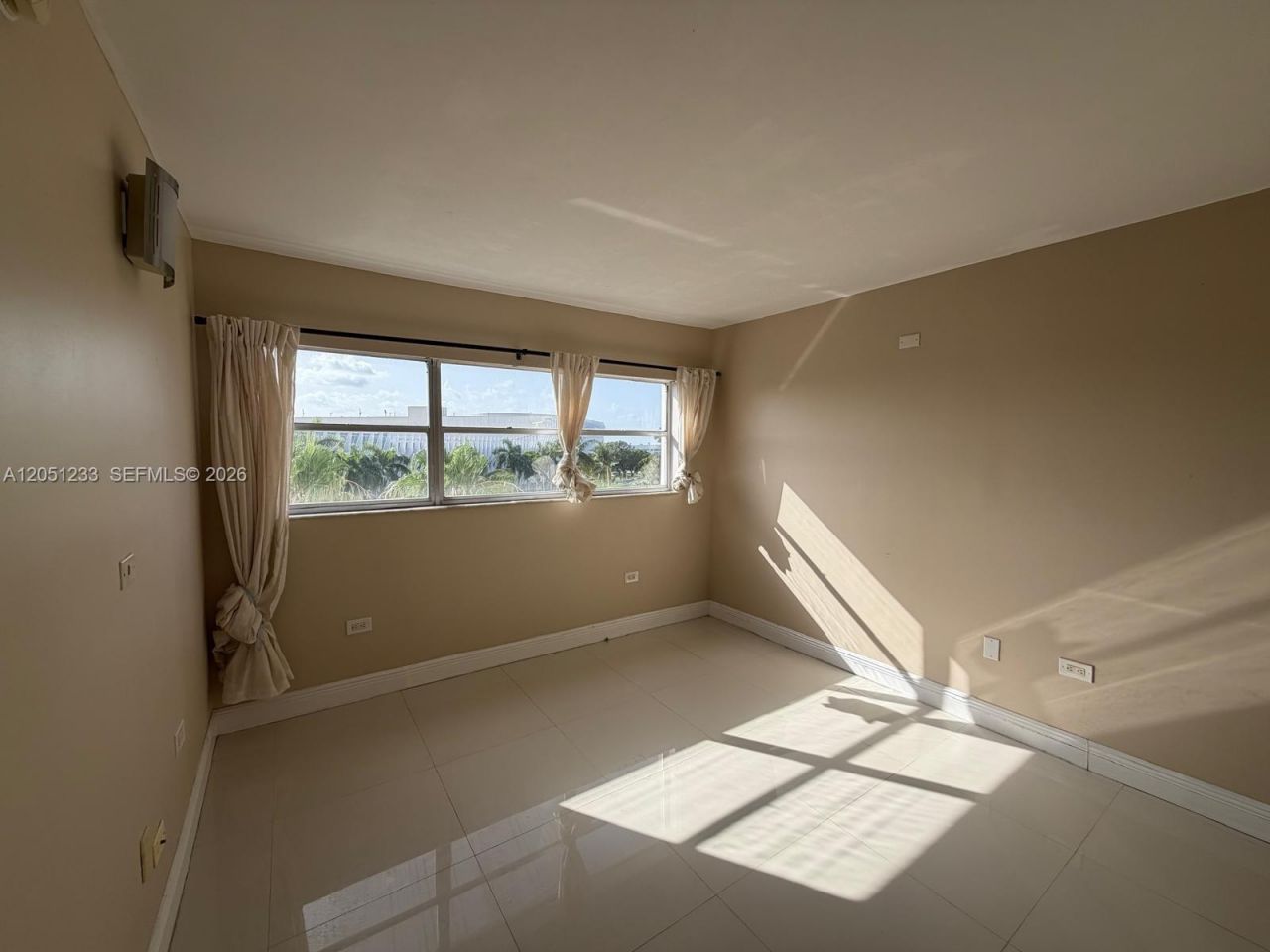 1881 Washington Ave , Unit 6A, Miami Beach, FL 33139 Photo
