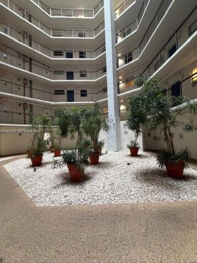 1881 Washington Ave , Unit 6A, Miami Beach, FL 33139 Photo