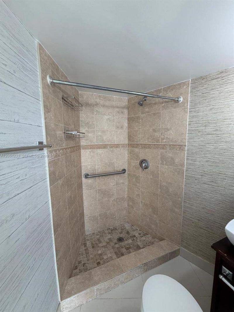 1881 Washington Ave , Unit 6A, Miami Beach, FL 33139 Photo