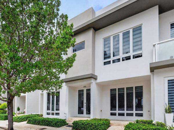 6461 NW 103rd Passage, Doral, FL 33178