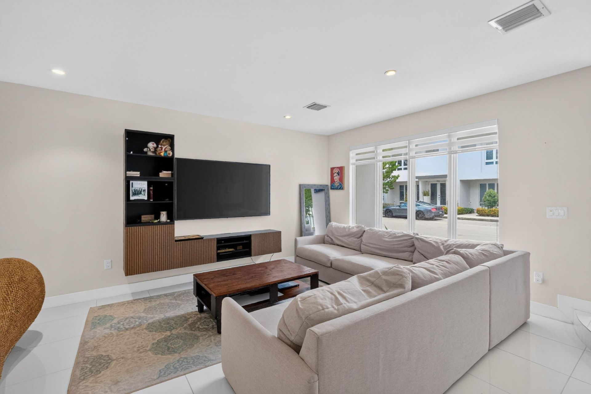 6461 NW 103rd Passage, Doral, FL 33178 Photo