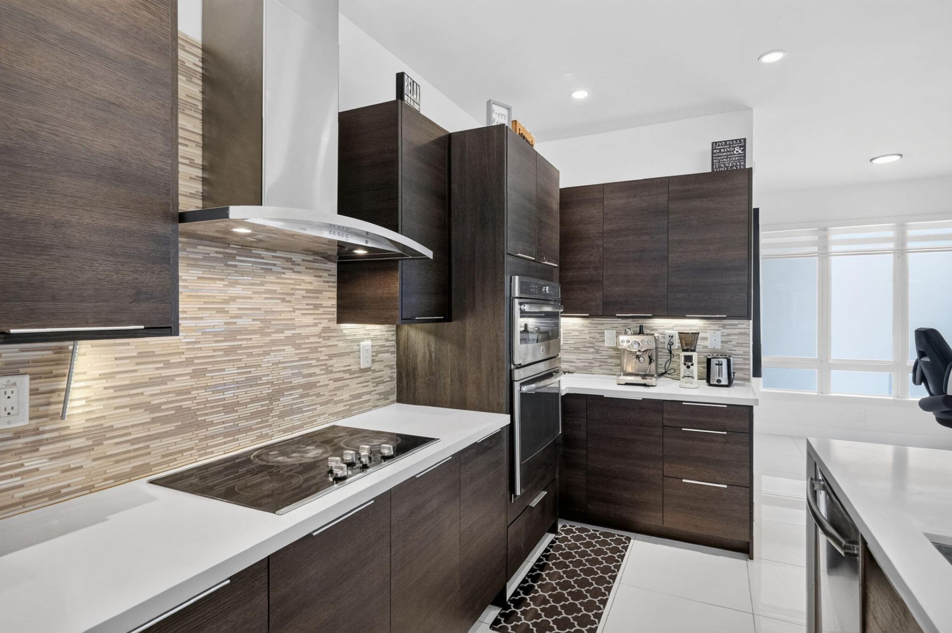 6461 NW 103rd Passage, Doral, FL 33178 Photo