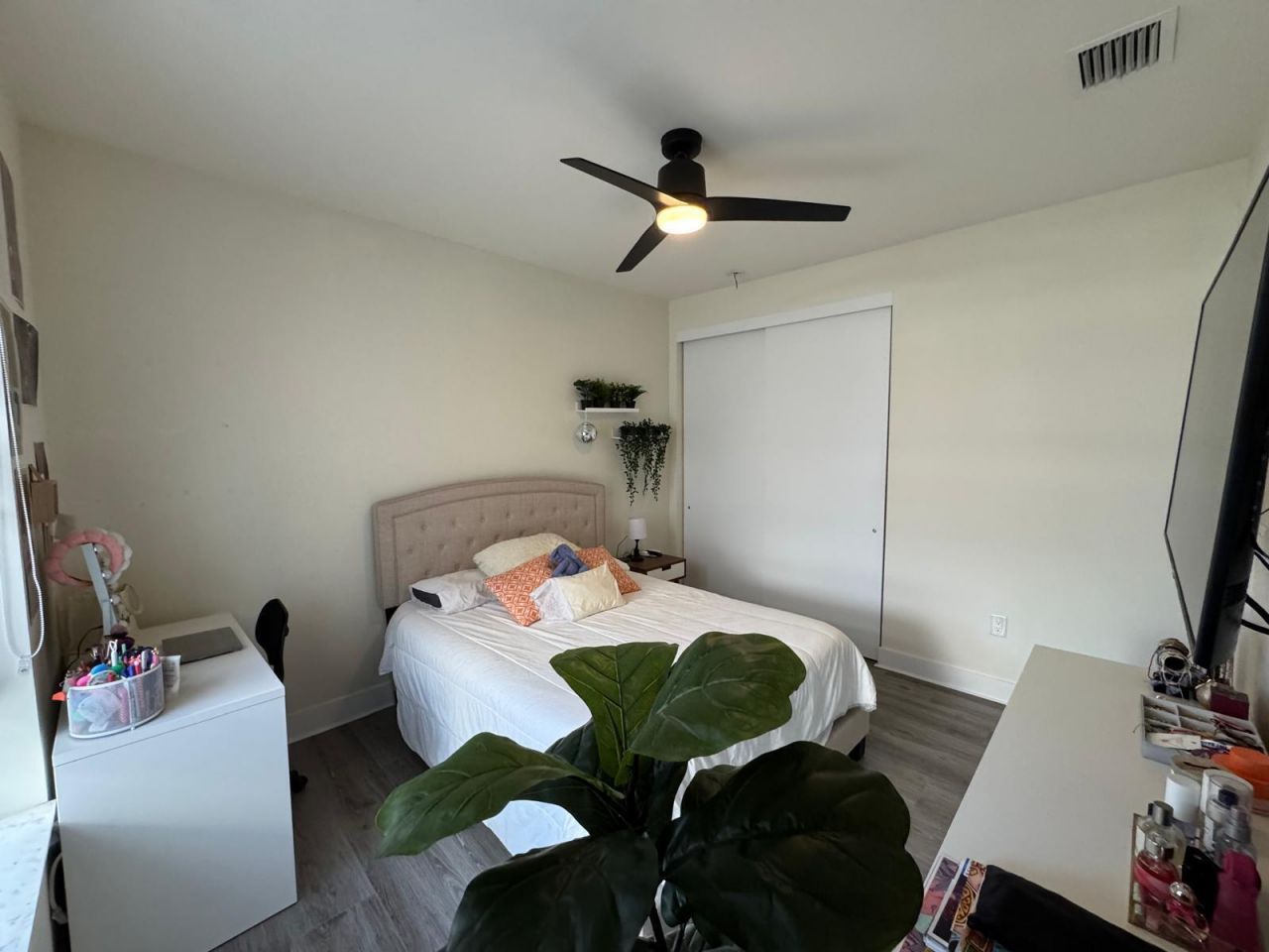 6361 NW 103rd Passage, Doral, FL 33178 Photo