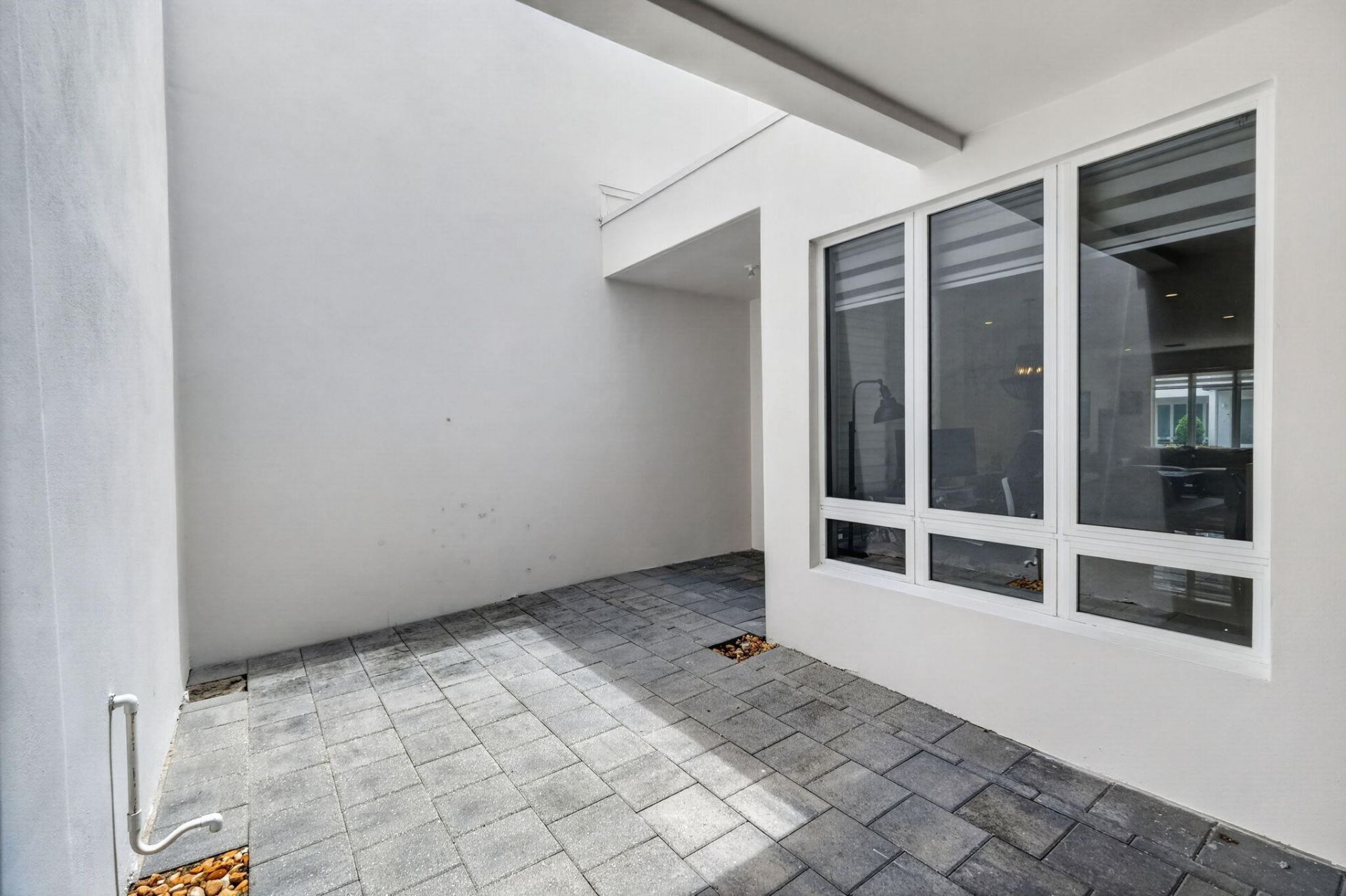 6461 NW 103rd Passage, Doral, FL 33178 Photo