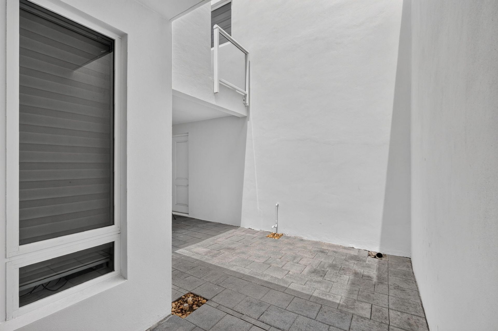 6461 NW 103rd Passage, Doral, FL 33178 Photo
