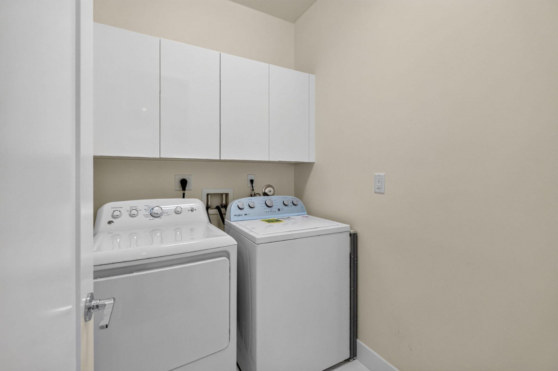 6461 NW 103rd Passage, Doral, FL 33178 Photo