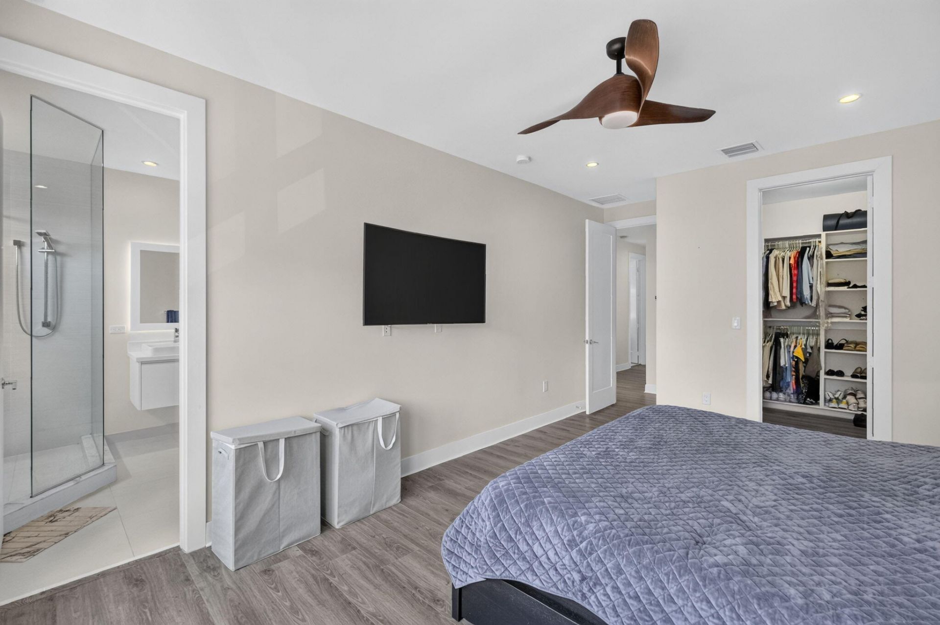 6461 NW 103rd Passage, Doral, FL 33178 Photo