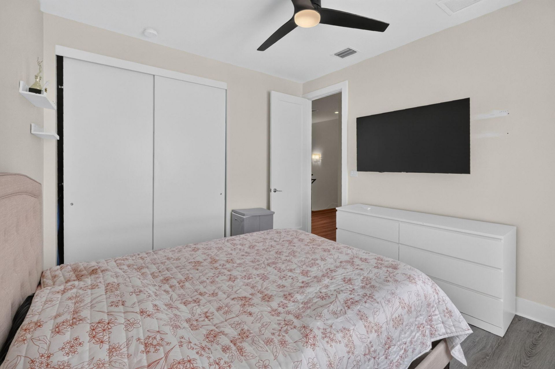 6461 NW 103rd Passage, Doral, FL 33178 Photo