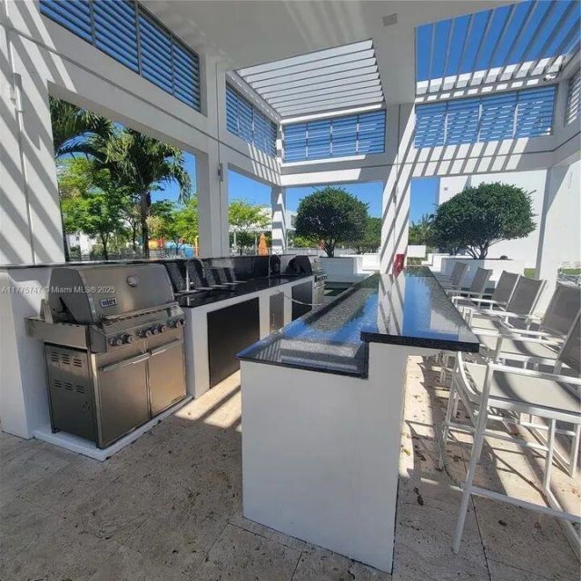 6461 NW 103rd Passage, Doral, FL 33178 Photo
