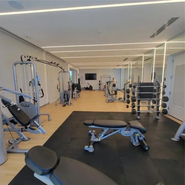 6461 NW 103rd Passage, Doral, FL 33178 Photo