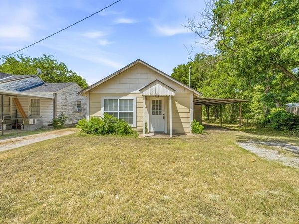 552 S Minter Street , Stephenville, TX 76401