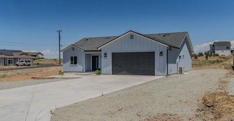 1916 Village Dr, Ione, CA 95640 Photo