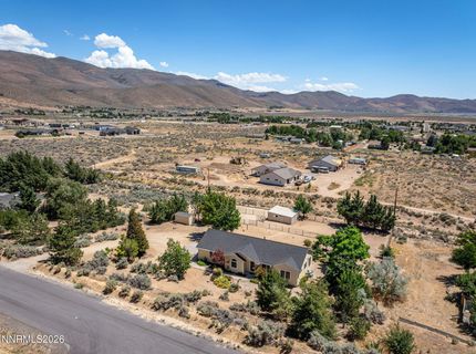 305 Flicker Circle, Washoe Valley, NV 89704 Photo