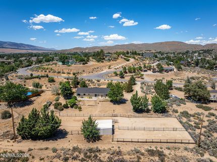 305 Flicker Circle, Washoe Valley, NV 89704 Photo