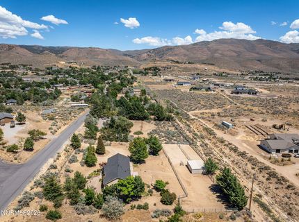 305 Flicker Circle, Washoe Valley, NV 89704 Photo