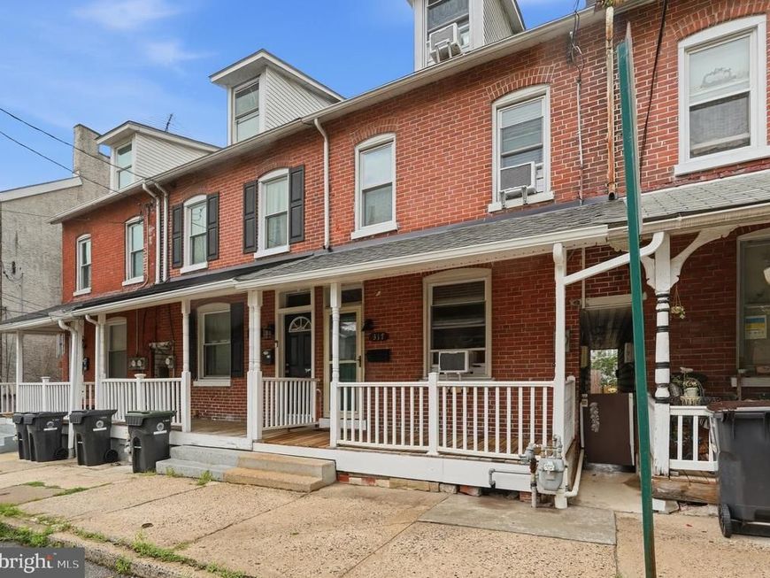 317 Hall Street, Phoenixville, PA 19460 Main Photo